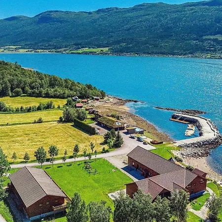 شقة 5 Person In Eidsvåg