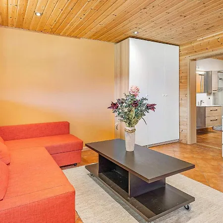 5 Person In Eidsvåg