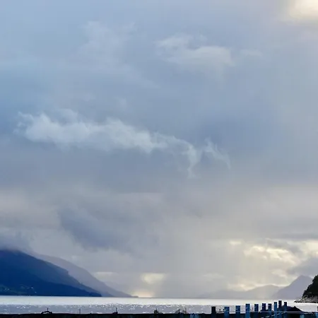 شقة 5 Person In Eidsvåg
