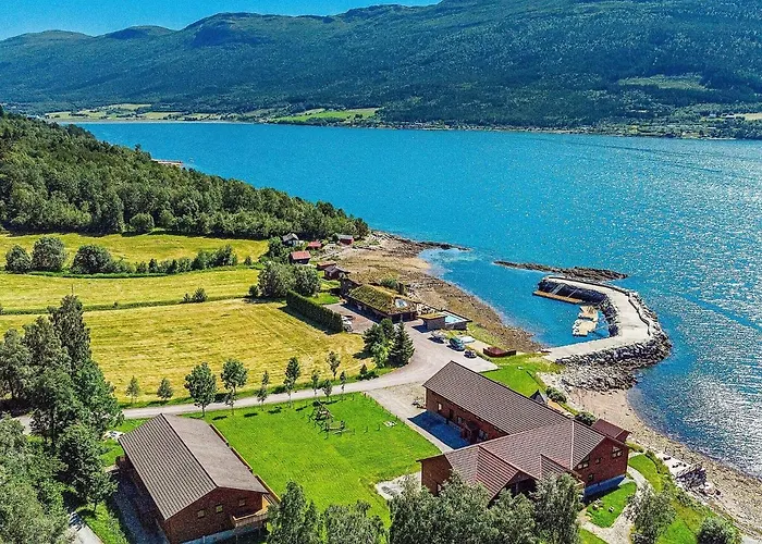 Apartamento 5 Person In Eidsvåg