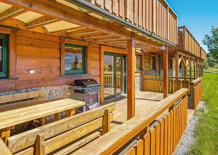 Apartman 5 Person In *